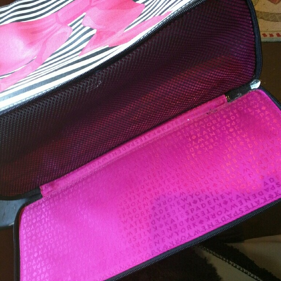 Kate Spade Bow Beach Tote - Picture 2 of 2